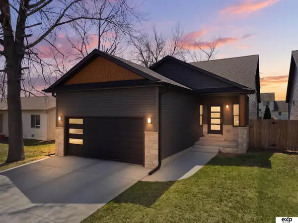 317 Groveland Street, Lincoln, NE 68521