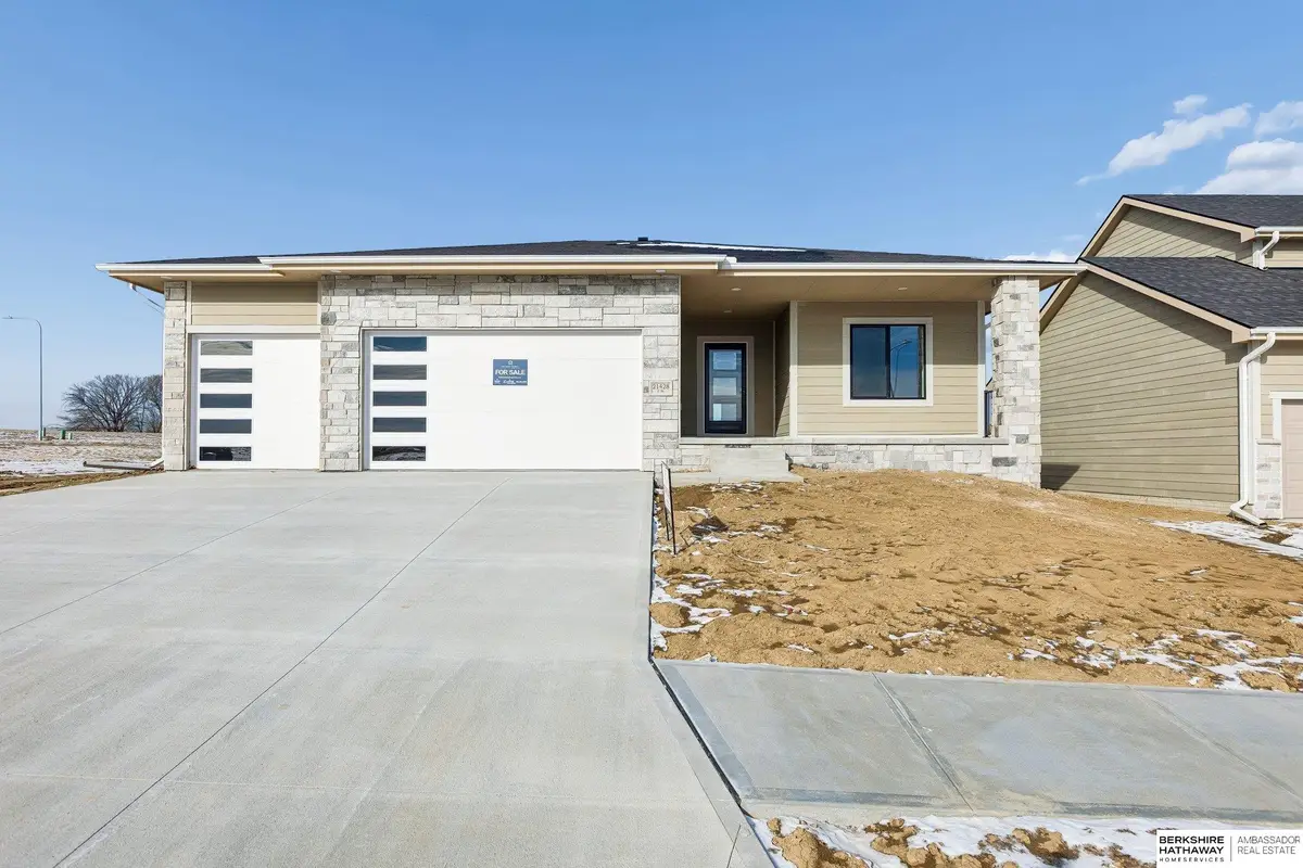 21428 Z Street, Elkhorn, NE 68022 - #1