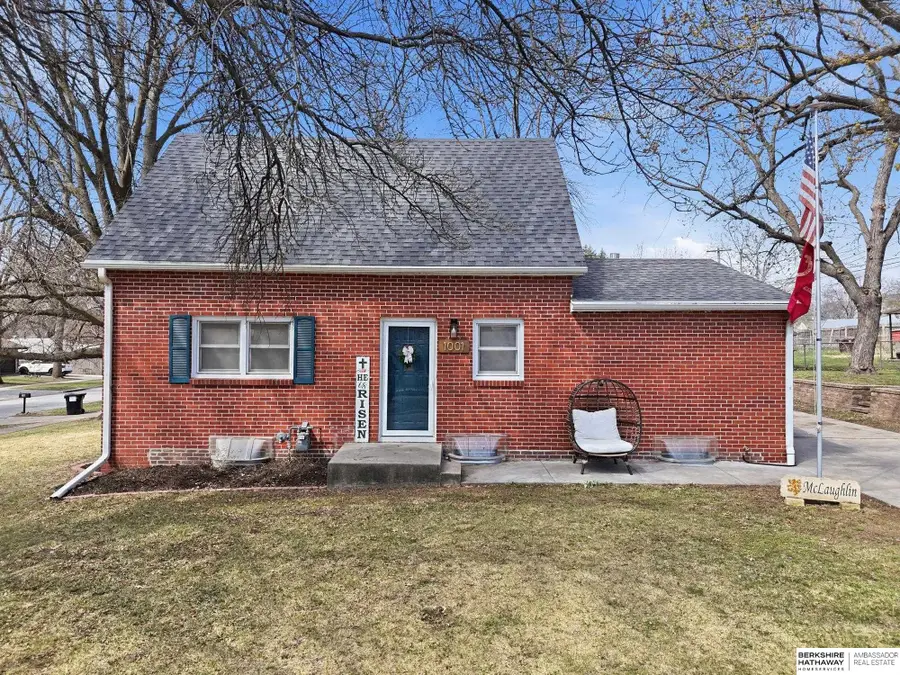 1001 N 69th Street, Lincoln, NE 68505 - #2