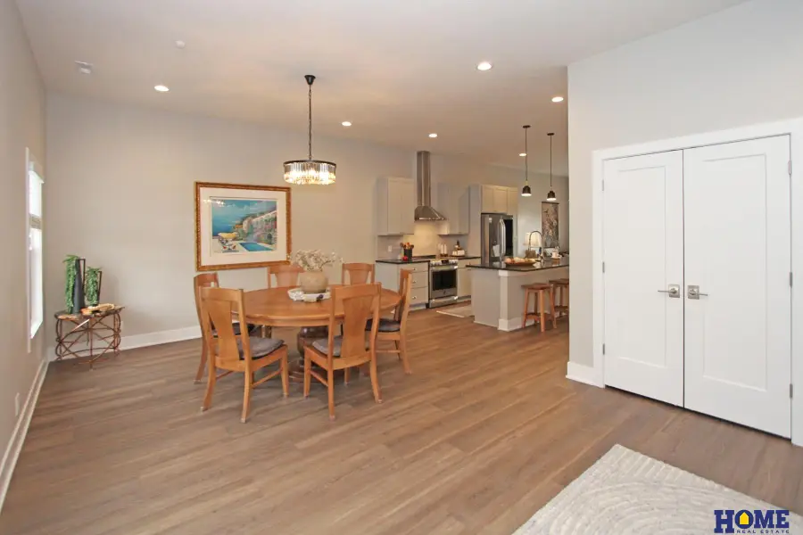 7205 Kentwell Lane, Lincoln, NE 68516 - #3