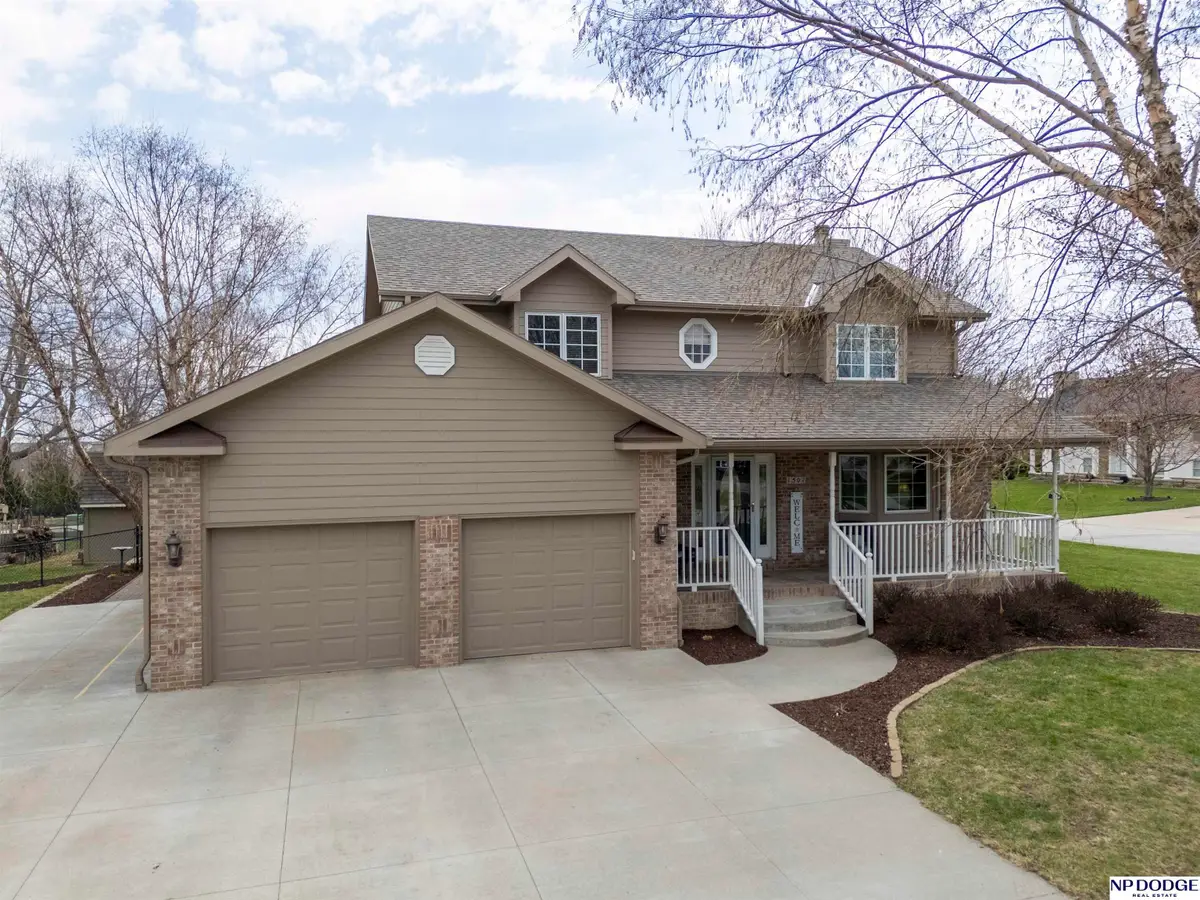 1501 N 211th Street, Omaha, NE 68022 - #1