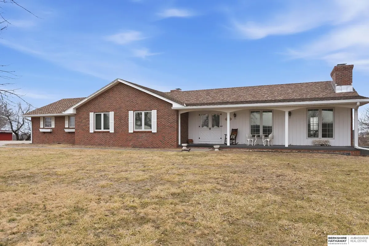 4472 County Road P43, Fort Calhoun, NE 68023 - #1