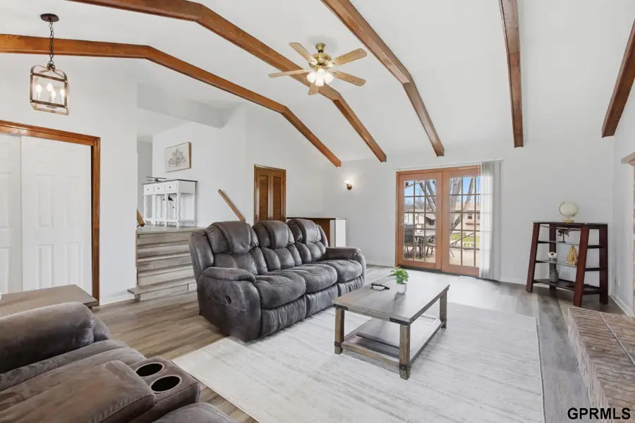 10218 Ohern Street, Omaha, NE 68127 - #3