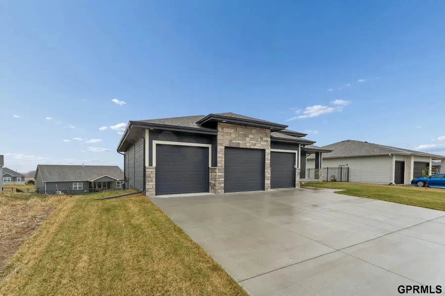 11207 N 170th Street, Bennington, NE 68007 - #2