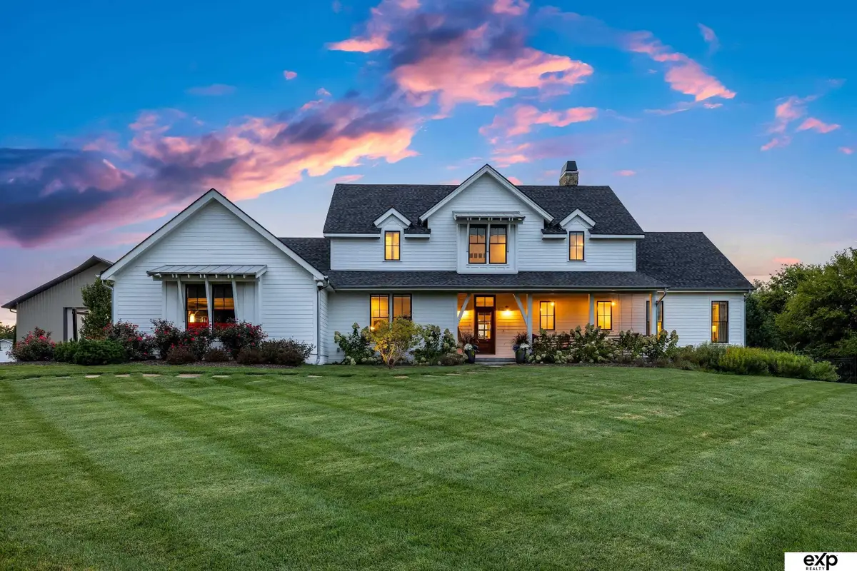 20740 Rawhide Road, Omaha, NE 68022 - #1