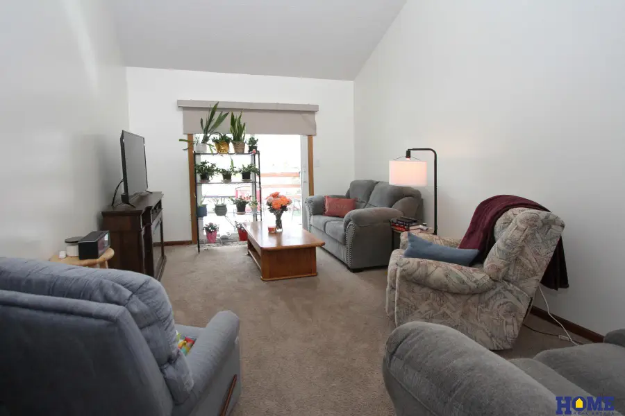 230 Parkside Lane, Lincoln, NE 68521 - #3