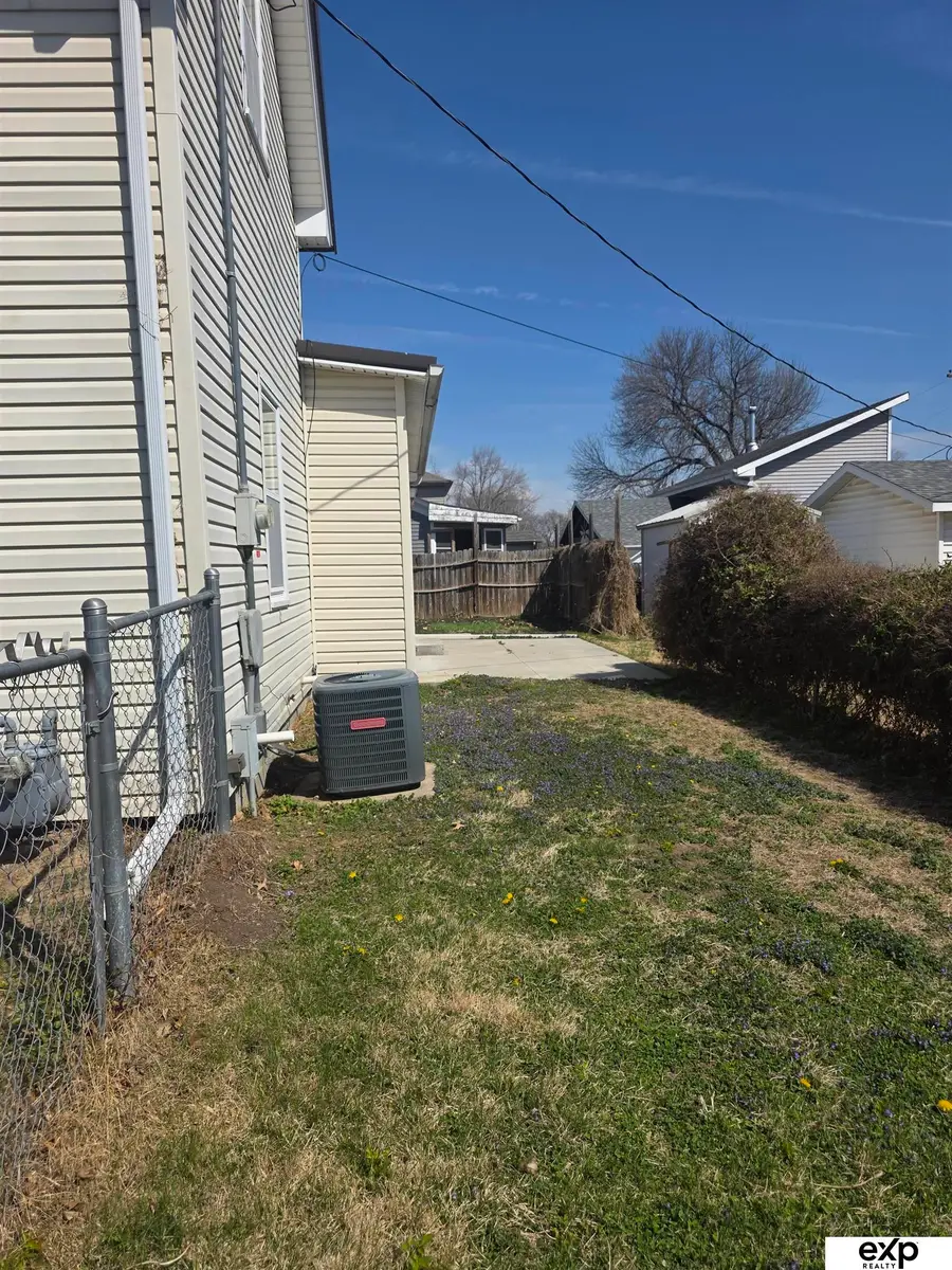 404 E 20th Street, Falls City, NE 68355 - #2