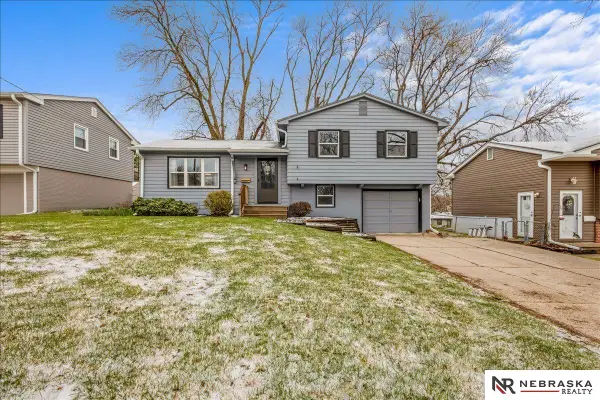 3404 S 127th Avenue, Omaha, NE 68144