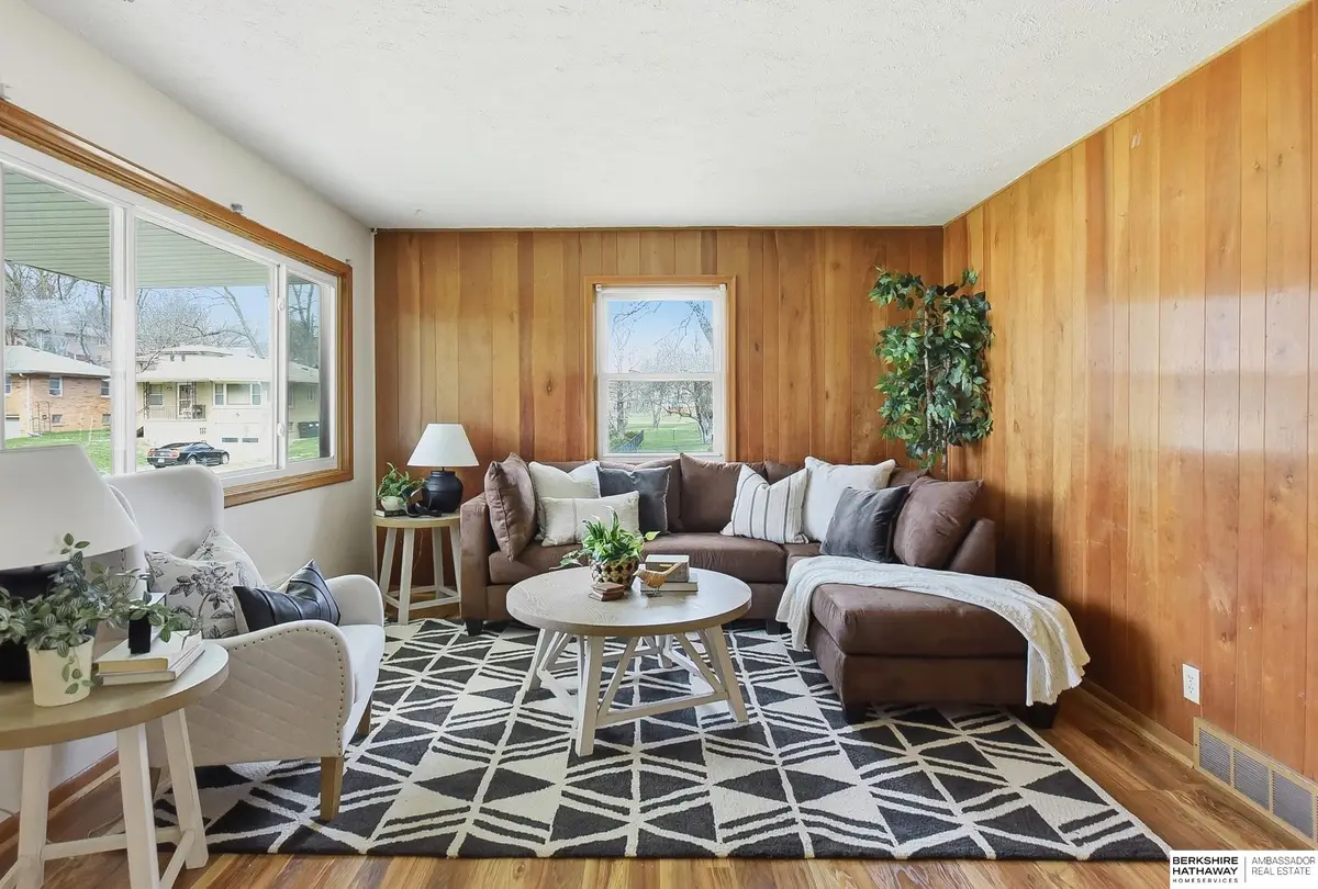 5621 Charles Street, Omaha, NE 68132 - #1