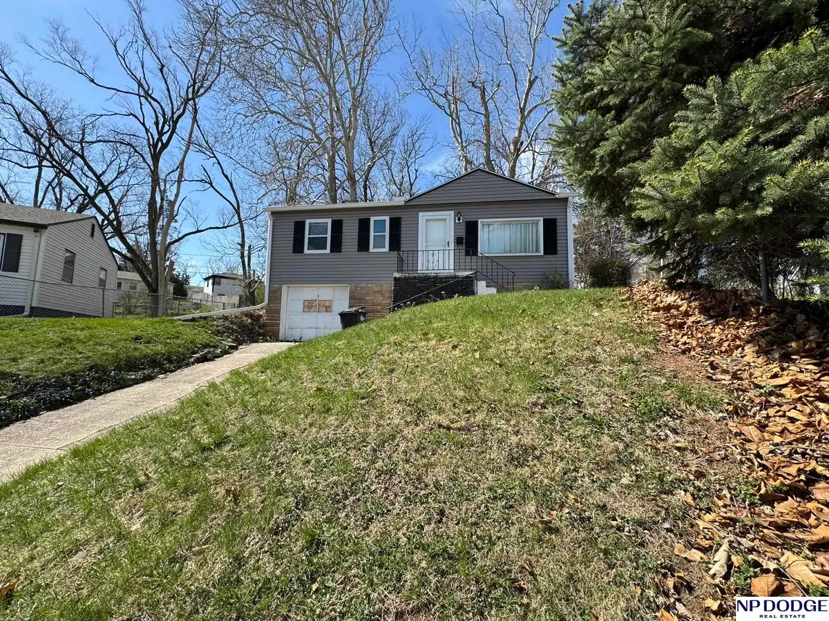 6325 Spaulding Street, Omaha, NE 68104 - #1