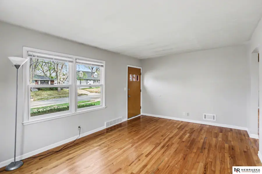 2225 Burnham Street, Lincoln, NE 68502 - #3