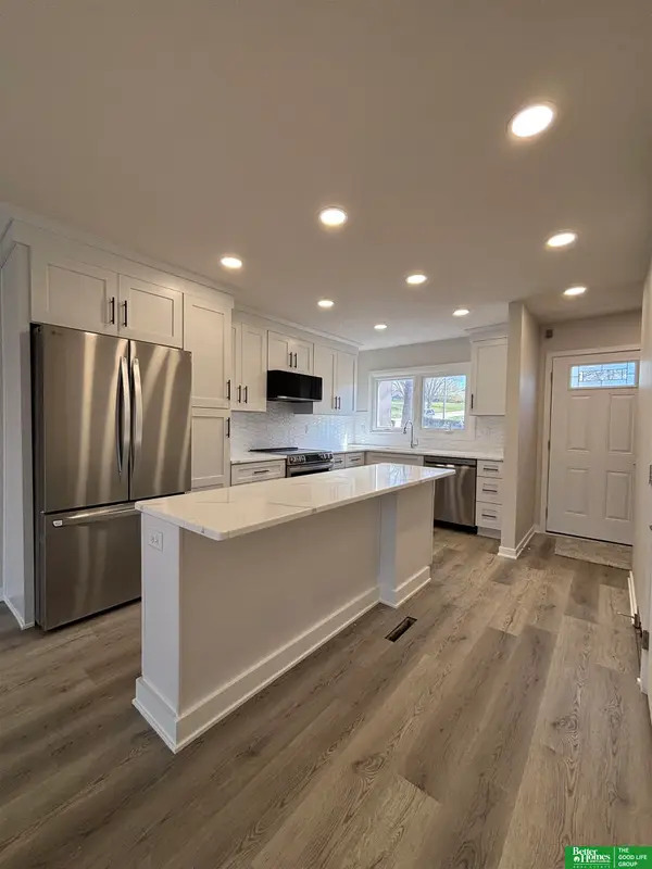 5114 105th Street, Omaha, NE 68134