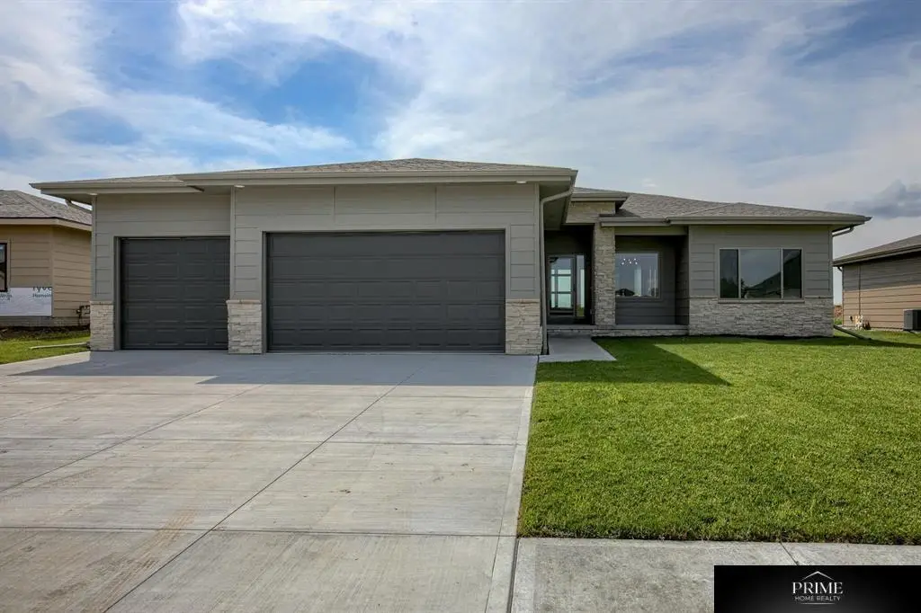 5718 N 209 Street, Elkhorn, NE 68022 - #1