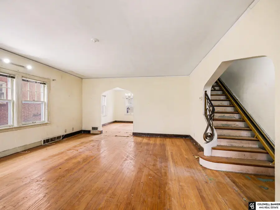 102 S 54th Street, Omaha, NE 68132 - #3