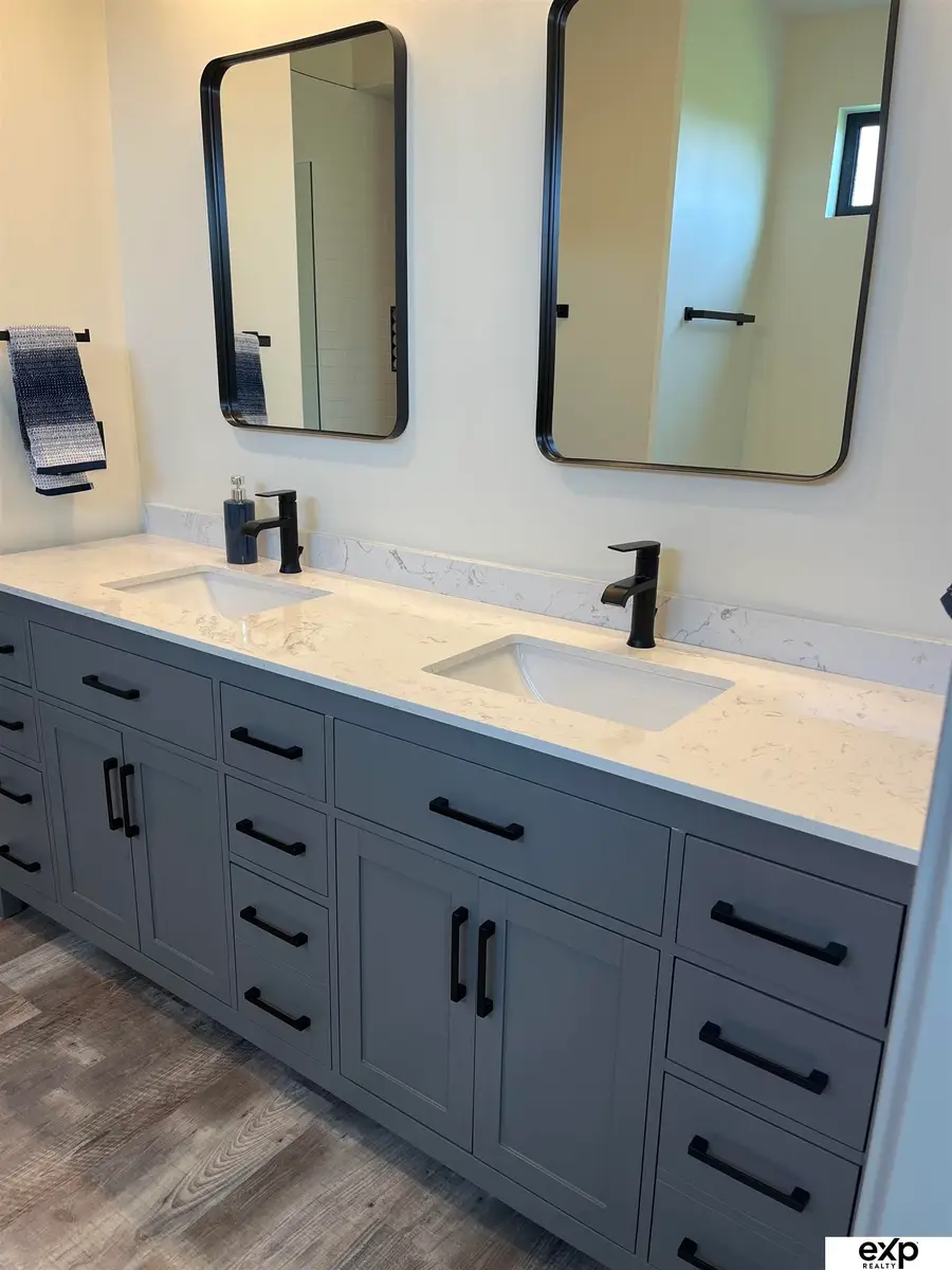 20505 Ogden Street, Elkhorn, NE 68022 - #3