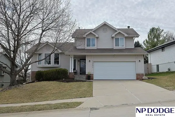 15401 Locust Street, Omaha, NE 68116