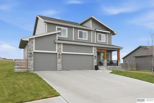 17706 Rampart Street, Omaha, NE 68136