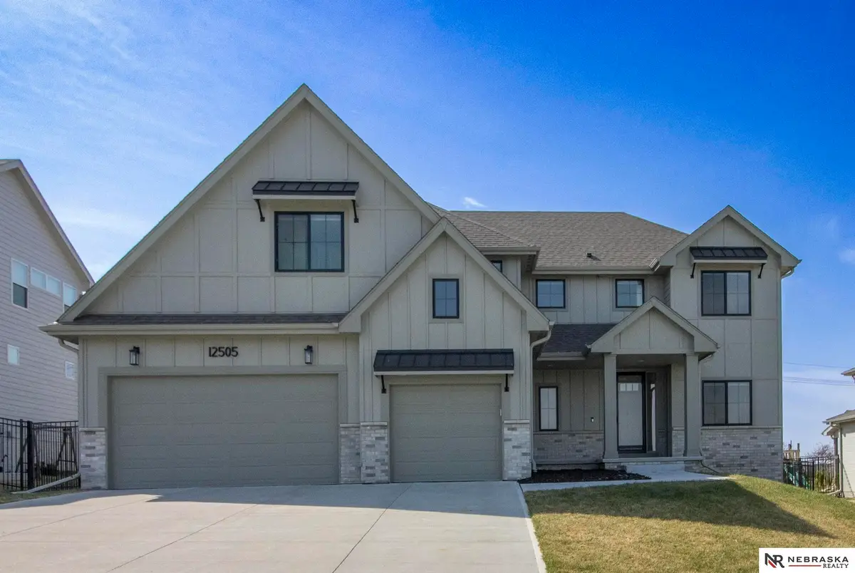 12505 Pheasant Run Circle, Papillion, NE 68046 - #1