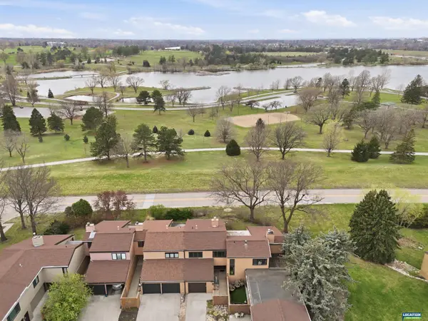 2955 Park Place Drive, Lincoln, NE 68506