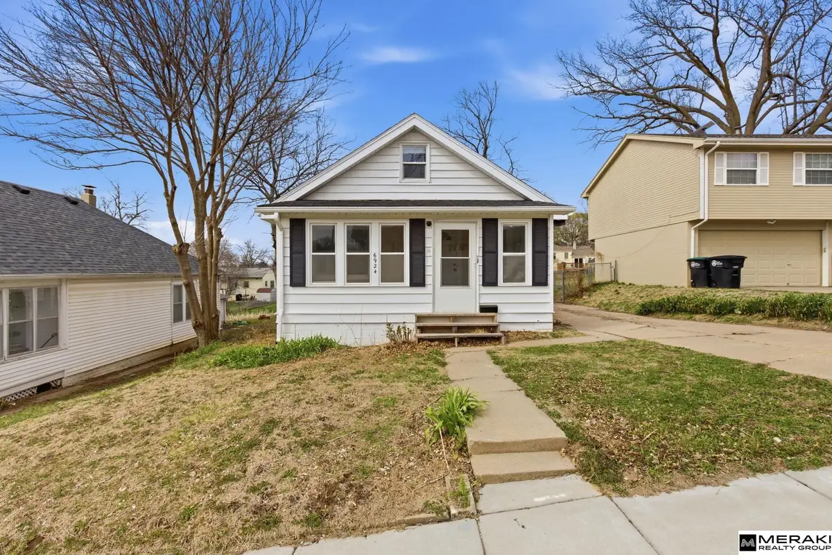 6924 Wirt Street, Omaha, NE 68104 - #1