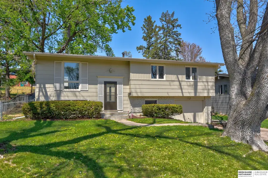 9436 Miami Street, Omaha, NE 68134 - #2