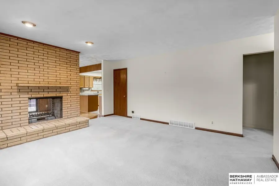 3103 S 50th Street, Omaha, NE 68106 - #2