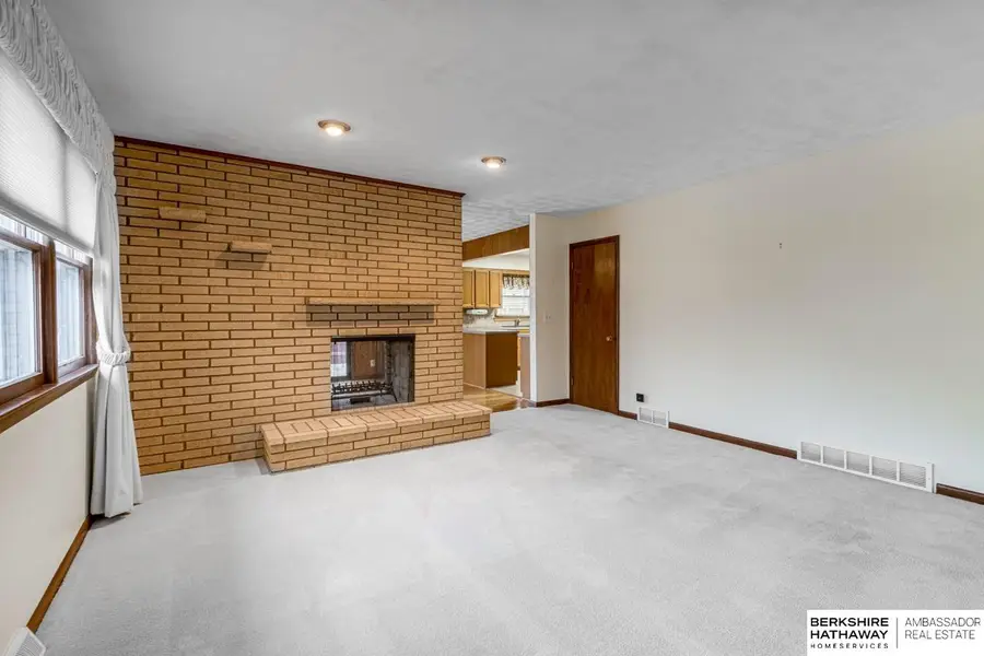 3103 S 50th Street, Omaha, NE 68106 - #3