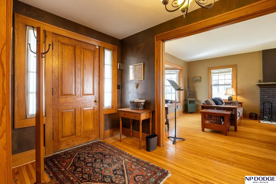 1250 N 37th Street, Lincoln, NE 68503 - #2