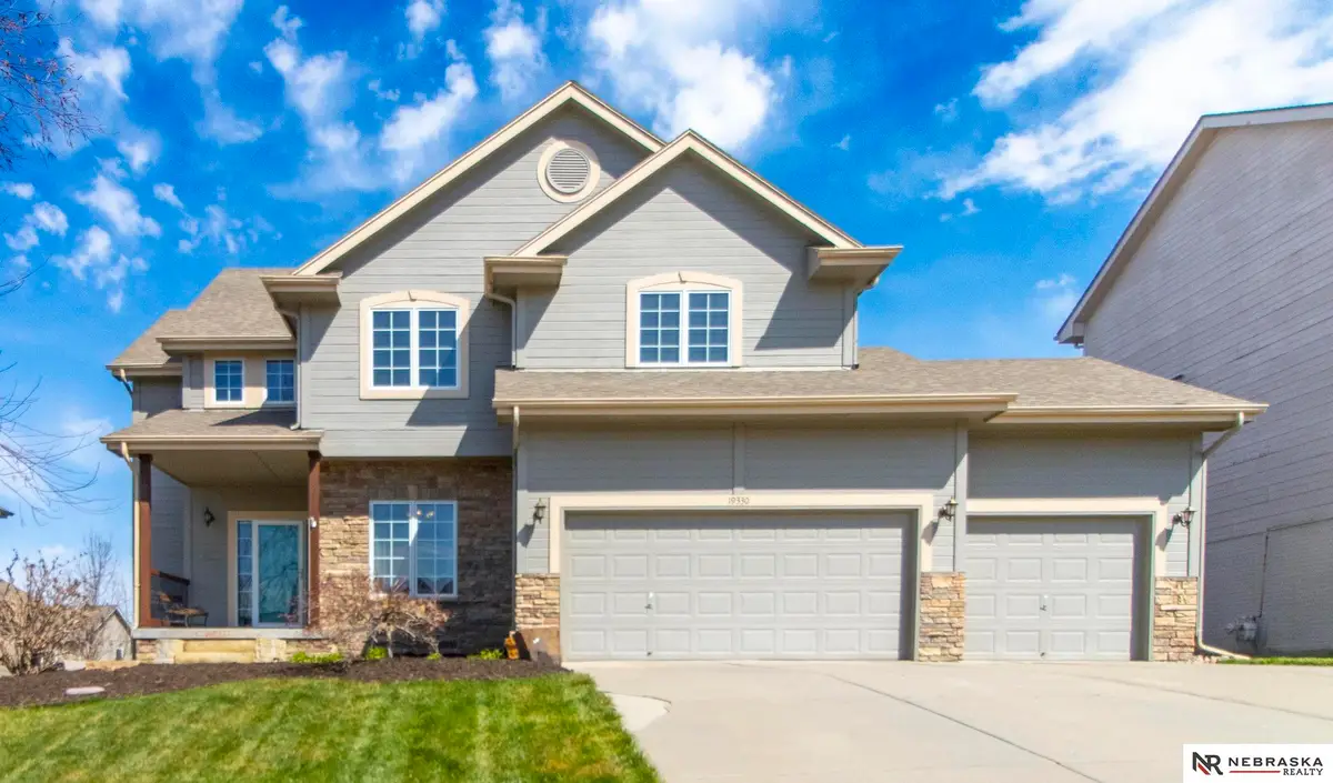 19330 H Street, Omaha, NE 68135 - #1