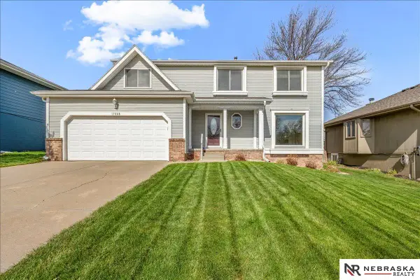 17048 M Street, Omaha, NE 68135