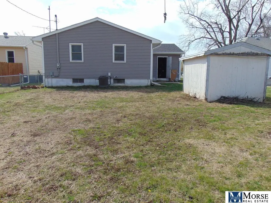 2303 S 10th Street, Council Bluffs, IA 51501 - #2