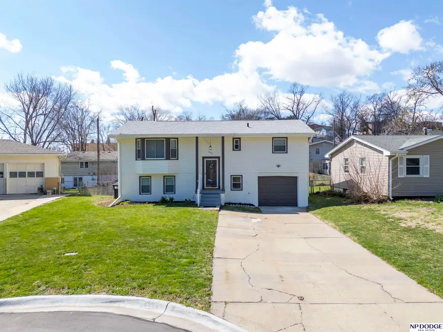 4606 N 54th Circle, Omaha, NE 68104 - #2