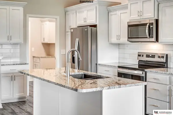 8912 S 47th Street, Lincoln, NE 68516