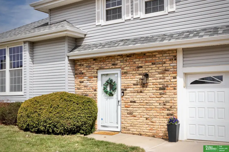 2141 N 122nd Circle, Omaha, NE 68164 - #2