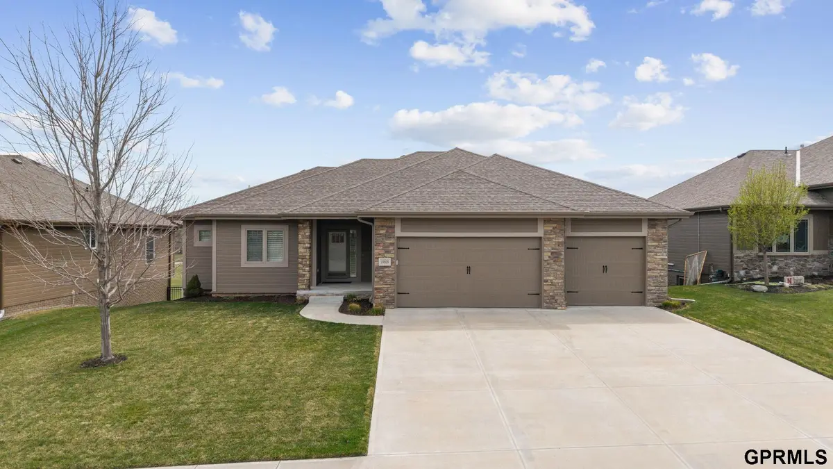 19809 Oak Street, Gretna, NE 68028 - #1