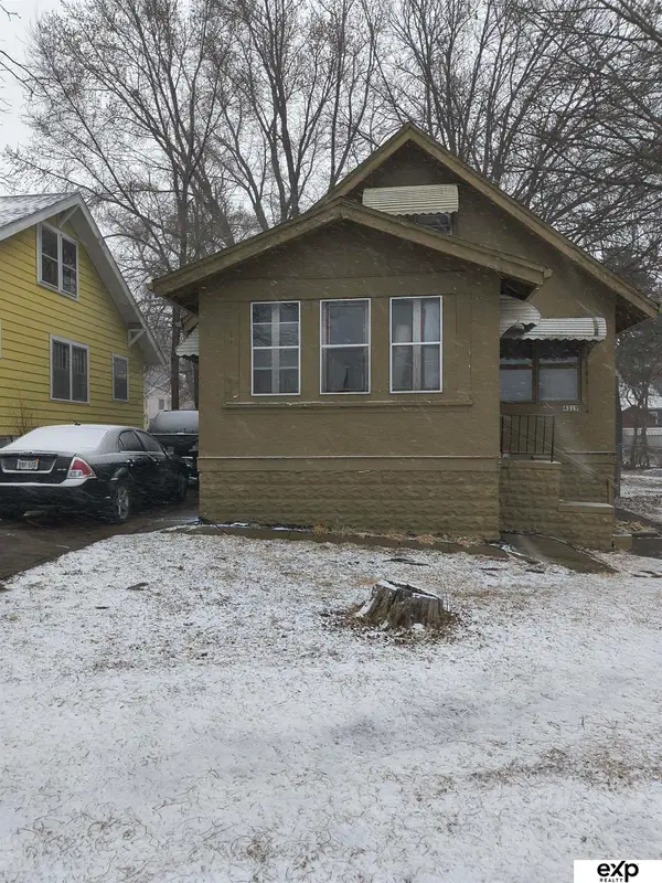 4319 N 40 Street, Omaha, NE 68111