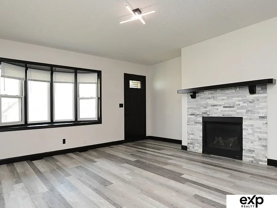 3421 11 Avenue, Council Bluffs, IA 51501 - #2