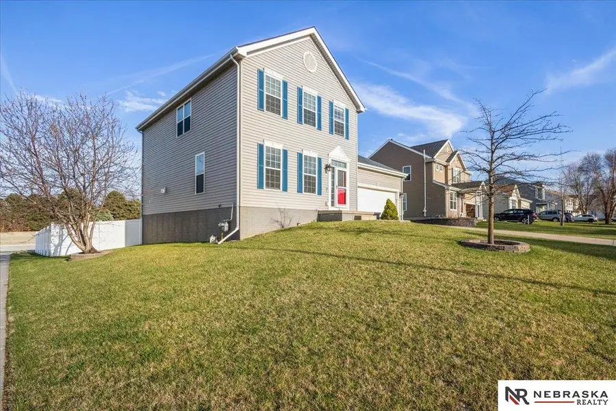 2201 S River Rock Dr Drive, Papillion, NE 68046 - #2