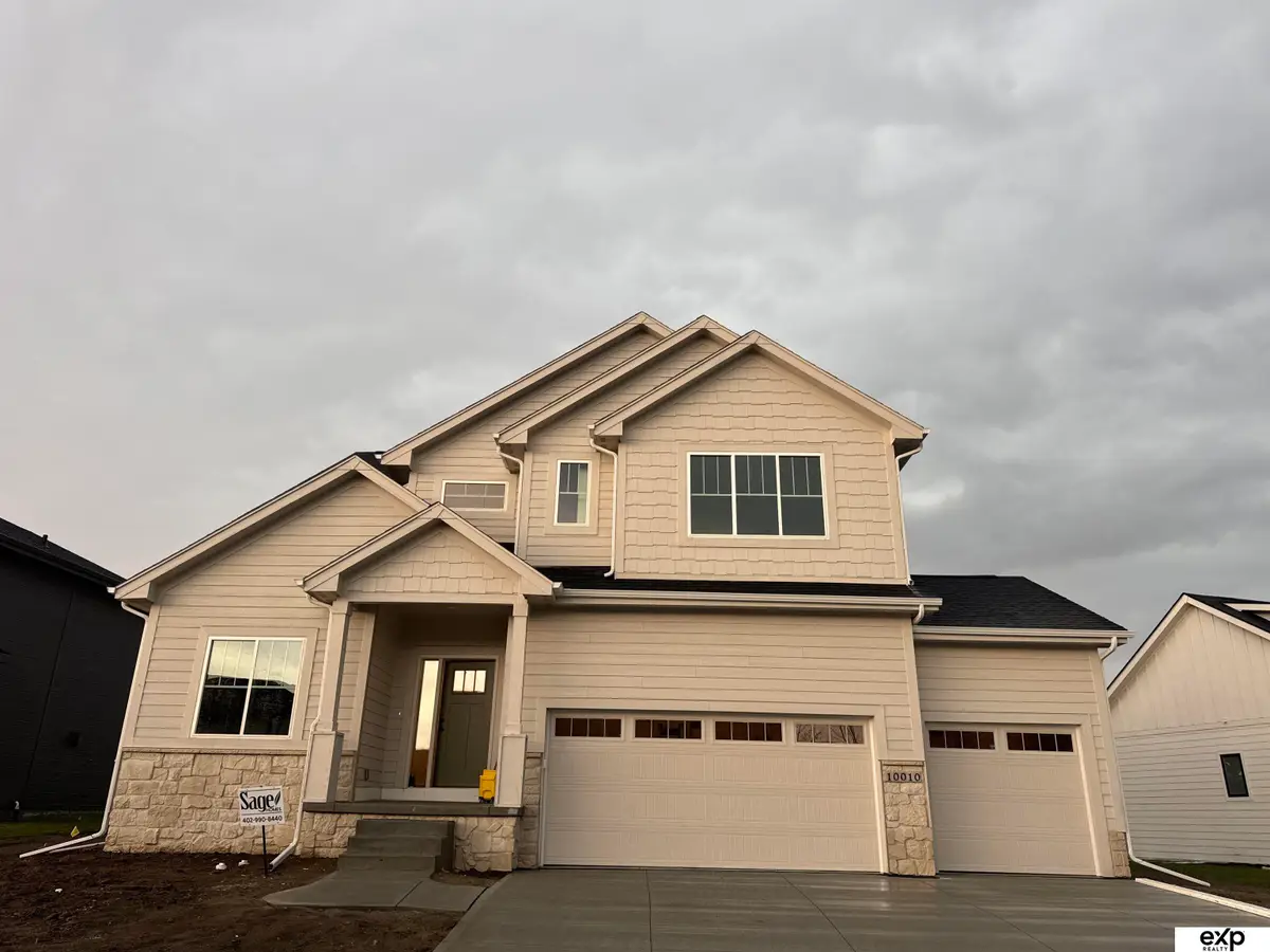 10010 S 184th Street, Omaha, NE 68136 - #1