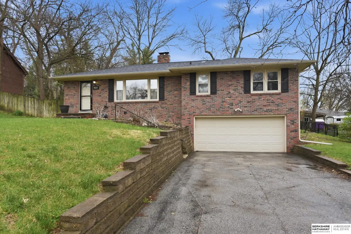 9213 Hickory Street, Omaha, NE 68124 - #1