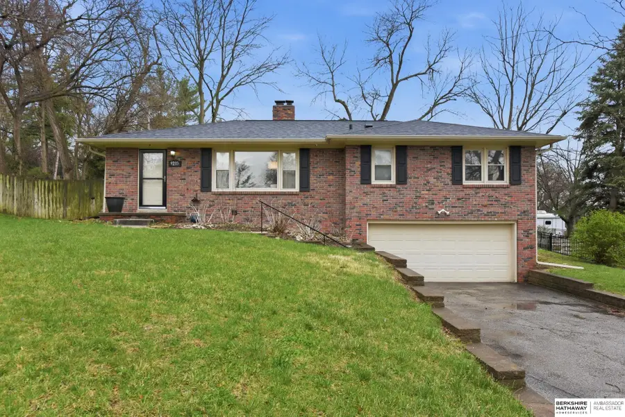 9213 Hickory Street, Omaha, NE 68124 - #2