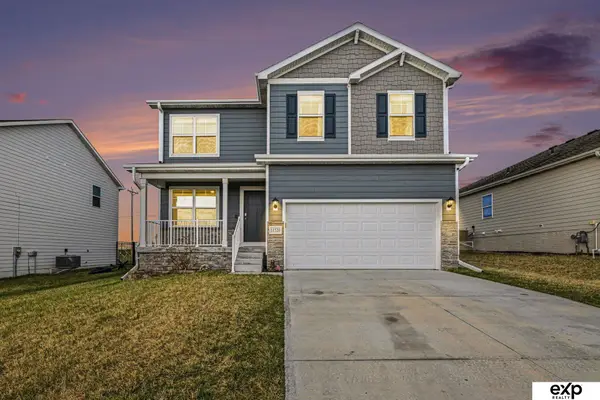 11520 S 191 Avenue, Gretna, NE 68028