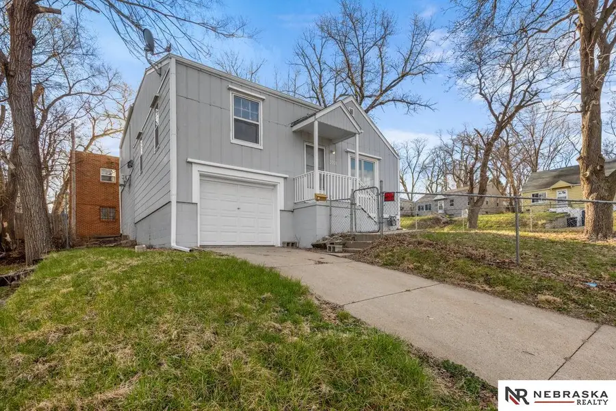 3701 N 43rd Street, Omaha, NE 68111 - #2