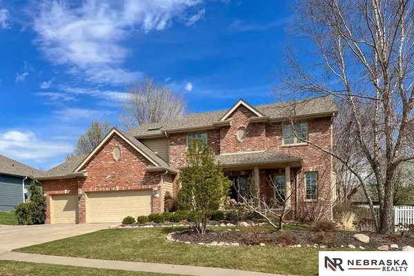 5717 N 160th Avenue, Omaha, NE 68116