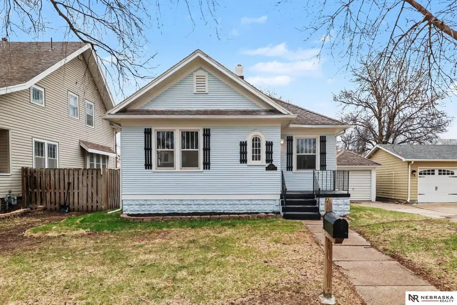 1720 N Park Avenue, Fremont, NE 68025 - #2