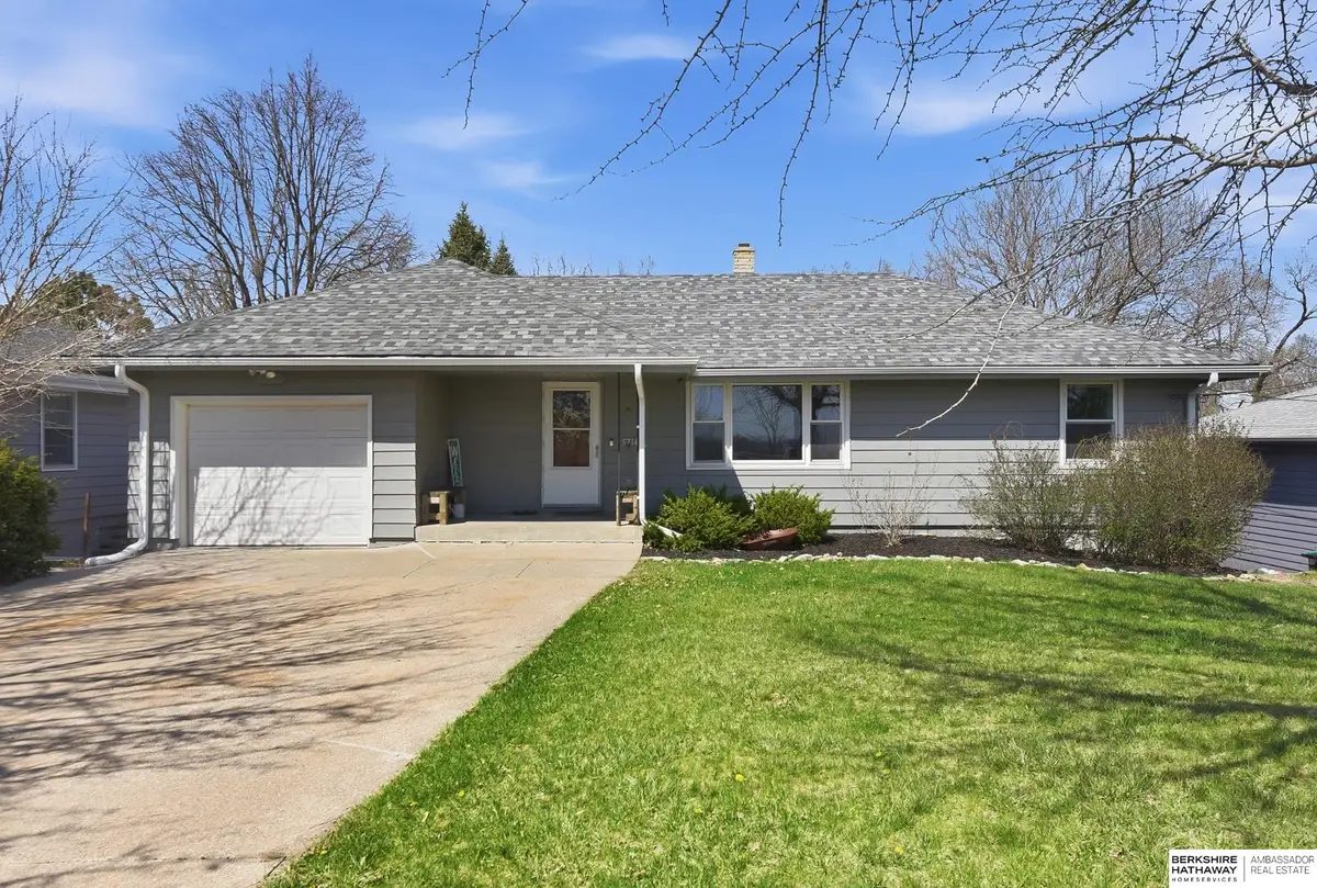 5714 A Street, Omaha, NE 68106 - #1
