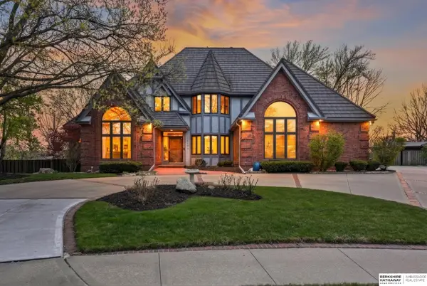 16577 Nina Circle, Omaha, NE 68130