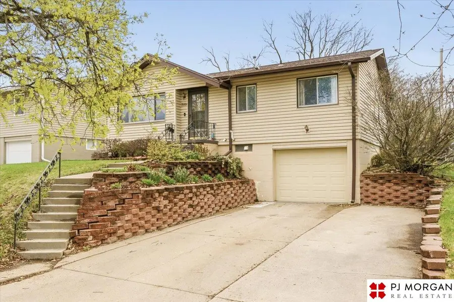 7101 S 50 Street, Bellevue, NE 68157 - #2