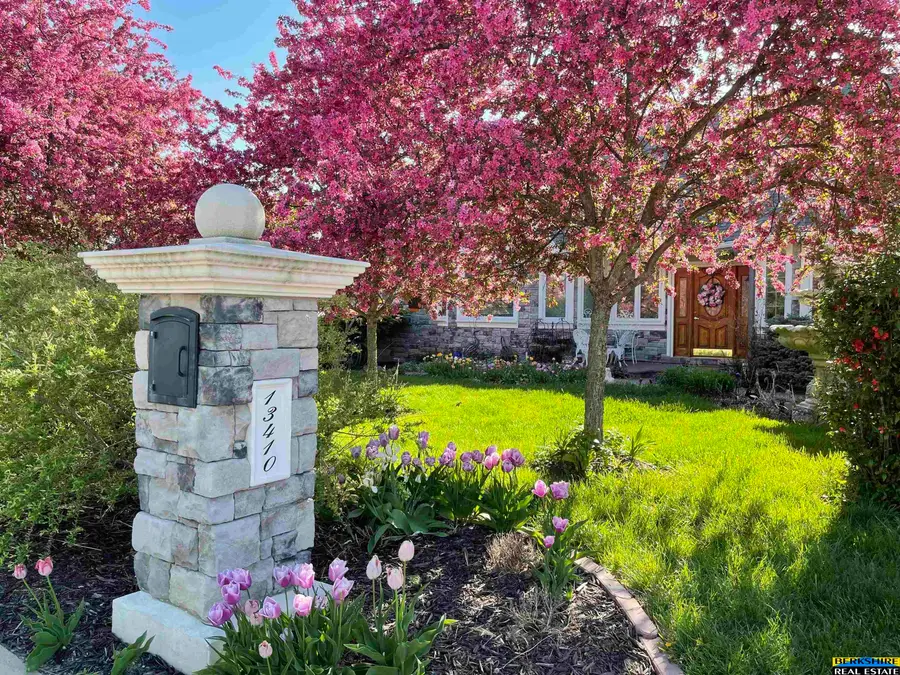 13410 N 74 Street, Omaha, NE 68122 - #3