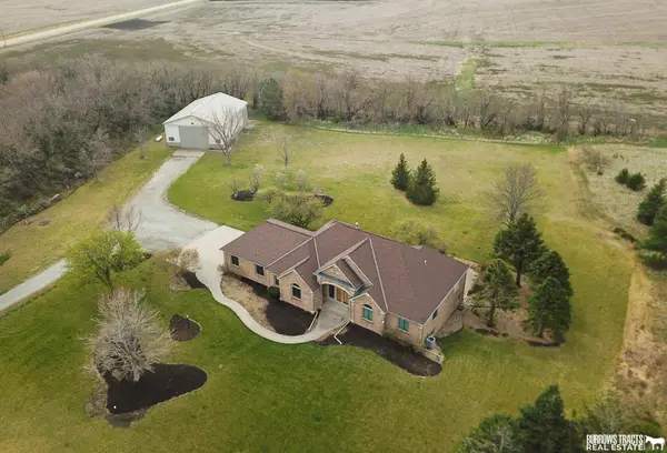 15961 N 141st Street, Waverly, NE 68462